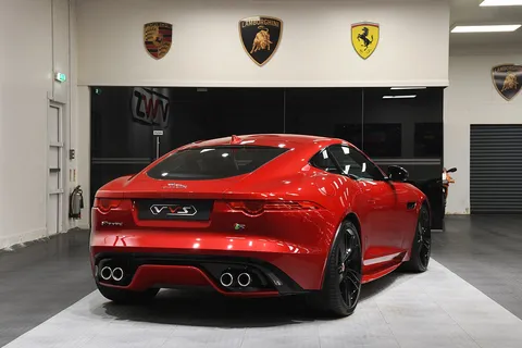 Jaguar F-Type V8 R — photo 5 of 44