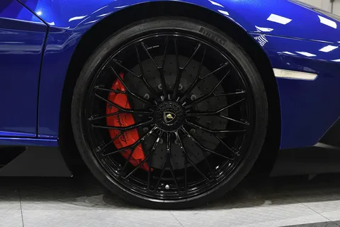 Lamborghini Aventador LP 750-4 SuperVeloce — photo 3 of 50
