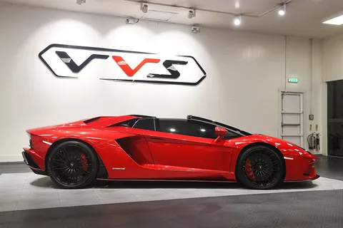 Lamborghini Aventador LP 740-4 S Roadster — photo 4 of 45