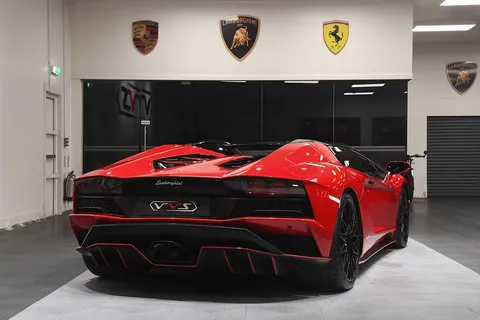 Lamborghini Aventador LP 740-4 S Roadster — photo 5 of 45