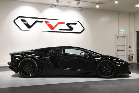 Lamborghini Aventador LP 700-4 — photo 4 of 42