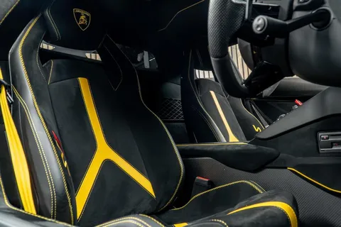Lamborghini Aventador SVJ 2
