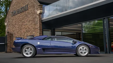 Lamborghini Diablo SV 4