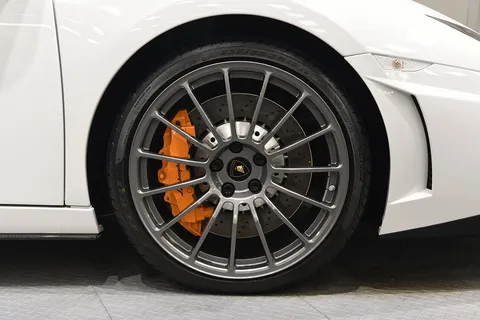 Lamborghini Gallardo LP550-2 Singapore Edition — photo 3 of 48