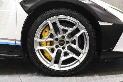 Lamborghini Huracan Sterrato — photo 3 of 43