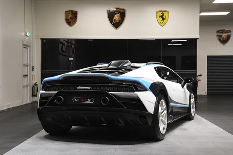 Lamborghini Huracan Sterrato — photo 5 of 43