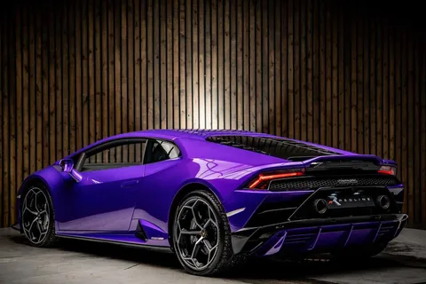 Lamborghini Huracan 3