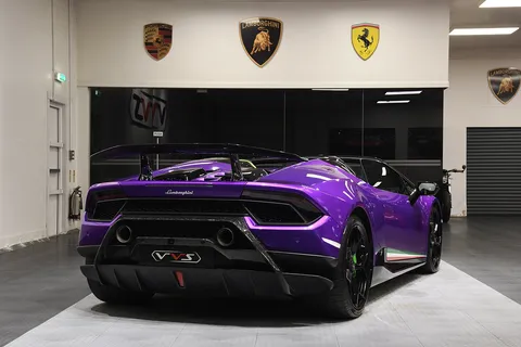 Lamborghini Huracán Performante Spider 5