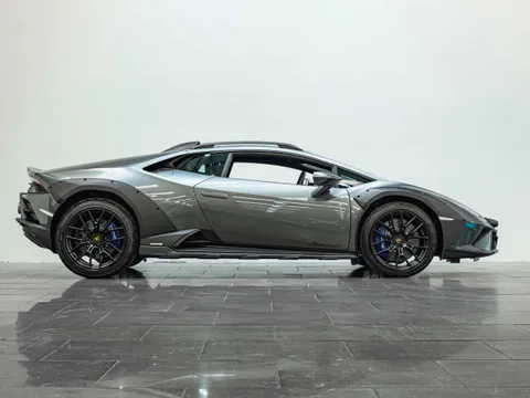 Lamborghini Huracán Sterrato — photo 4 of 20