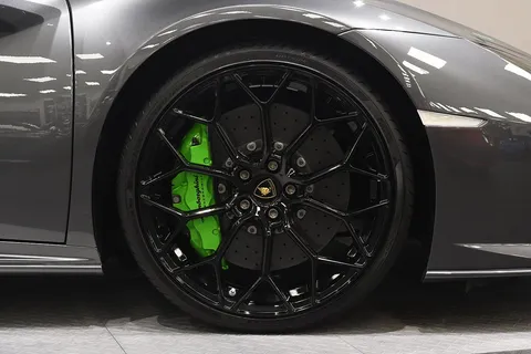 Lamborghini Huracán LP 640-4 Evo — photo 3 of 44