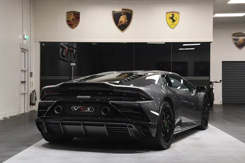 Lamborghini Huracán LP 640-4 Evo — photo 5 of 44