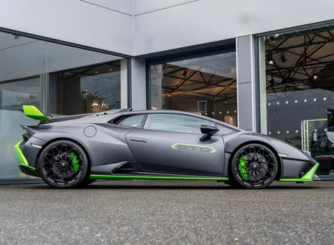 Lamborghini Huracán STO — photo 3 of 54