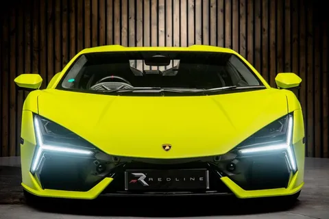 Lamborghini Revuelto 5
