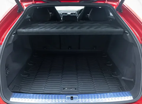 Lamborghini Urus Performante — photo 2 of 53