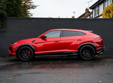 Lamborghini Urus Performante — photo 4 of 53