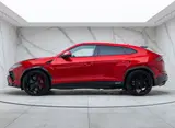 Lamborghini Urus Performante thumbnail
