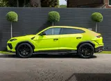 Lamborghini Urus thumbnail