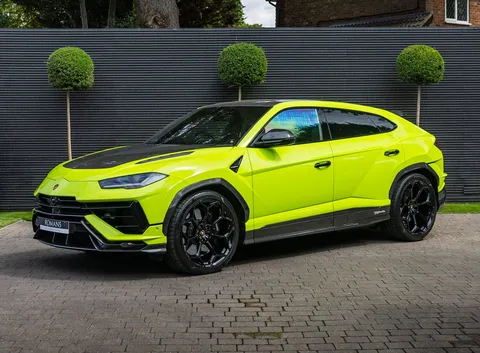 Lamborghini Urus — photo 5 of 57