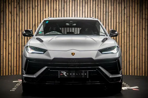 Lamborghini Urus — photo 5 of 45