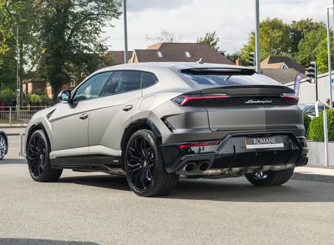 Lamborghini Urus SE — photo 4 of 41