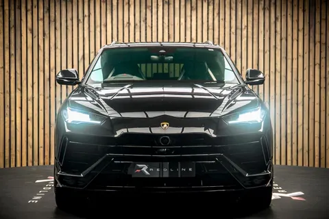 Lamborghini Urus — photo 5 of 50