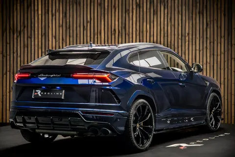 Lamborghini Urus — photo 4 of 48