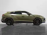 Lamborghini Urus Performante thumbnail