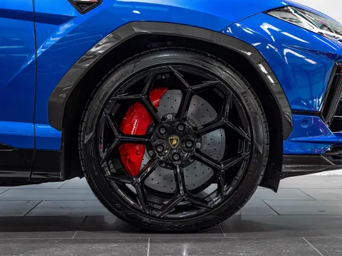 Lamborghini Urus Performante — photo 4 of 18