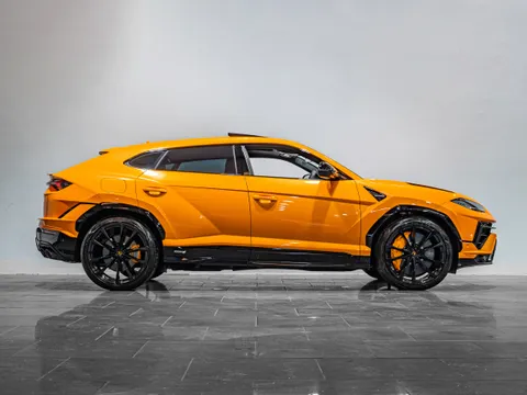 Lamborghini Urus S — photo 3 of 6