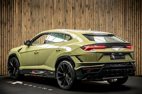 Lamborghini Urus S 3
