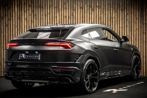 Lamborghini Urus 4