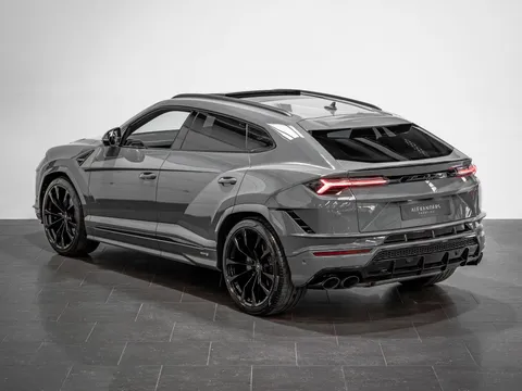 Lamborghini Urus S 2