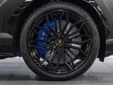 Lamborghini Urus SE thumbnail