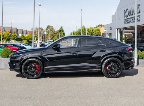 Lamborghini Urus SE — photo 3 of 49