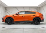 Lamborghini Urus Performante thumbnail
