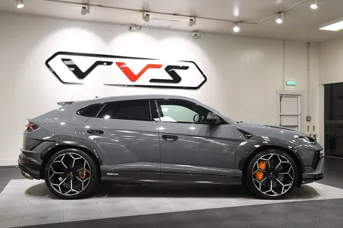 Lamborghini Urus Performante — photo 4 of 57