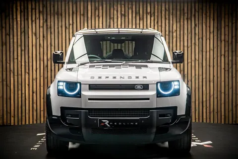 Land Rover Defender 110 D350 X-Dynamic HSE — photo 5 of 46
