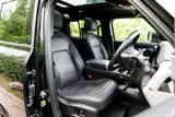 Land Rover Defender 110 X-Dynamic HSE thumbnail