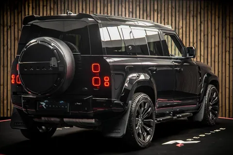 Land Rover Defender 110 D300 X-Dynamic SE 4