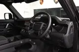 Land Rover Defender 110 D300 MHEV X-Dynamic HSE thumbnail