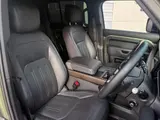 Land Rover Defender 110 P400 X thumbnail