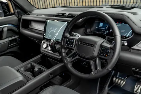 Land Rover Defender 110 OCTA — photo 2 of 4