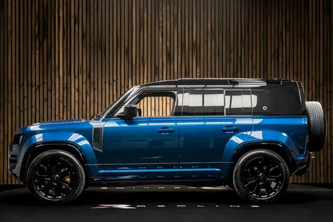 Land Rover Defender 110 OCTA — photo 3 of 4