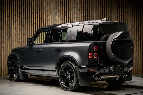 Land Rover Defender 110 P525 V8 Carpathian Edition — photo 3 of 46