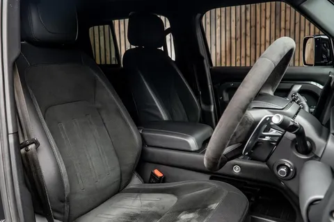 Land Rover Defender 110 V8 Carpathian Edition — photo 2 of 45