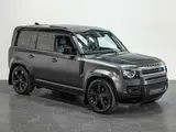 Land Rover Defender 110 V8 P525 thumbnail