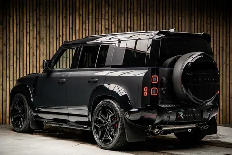 Land Rover Defender 110 V8 X — photo 3 of 47