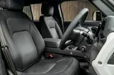 Land Rover Defender 110 X-Dynamic HSE thumbnail