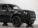 Land Rover Defender 110 X-Dynamic SE D250 thumbnail