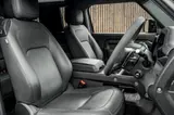 Land Rover Defender 90 P525 V8 thumbnail